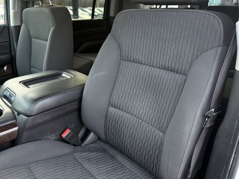 Used 2016 GMC Yukon XL SLE w/ Convenience Package image 22