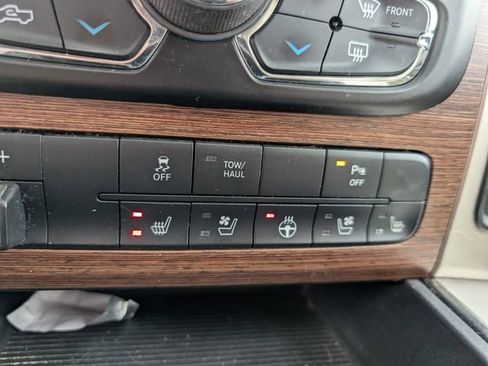 Used 2015 RAM 2500 Laramie image 5