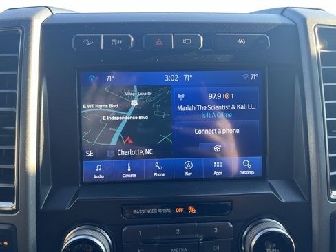 Used 2018 Ford F150 Raptor w/ Equipment Group 802A Luxury image 24