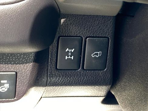 Used 2017 Toyota RAV4 Platinum w/ All Weather Liner Package AWD/4WD image 21