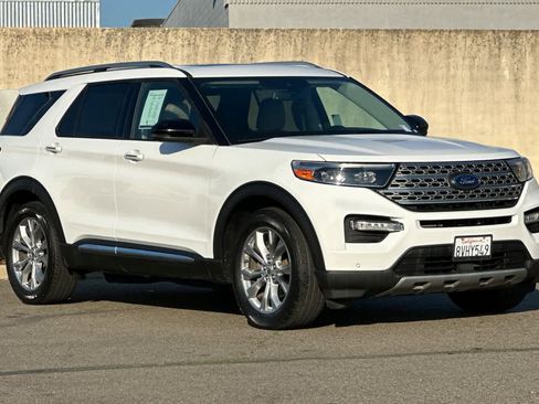 Used 2021 Ford Explorer Limited w/ Equipment Group 301A image 5