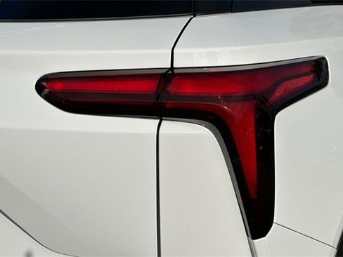 New 2026 Chevrolet Blazer EV LT image 35