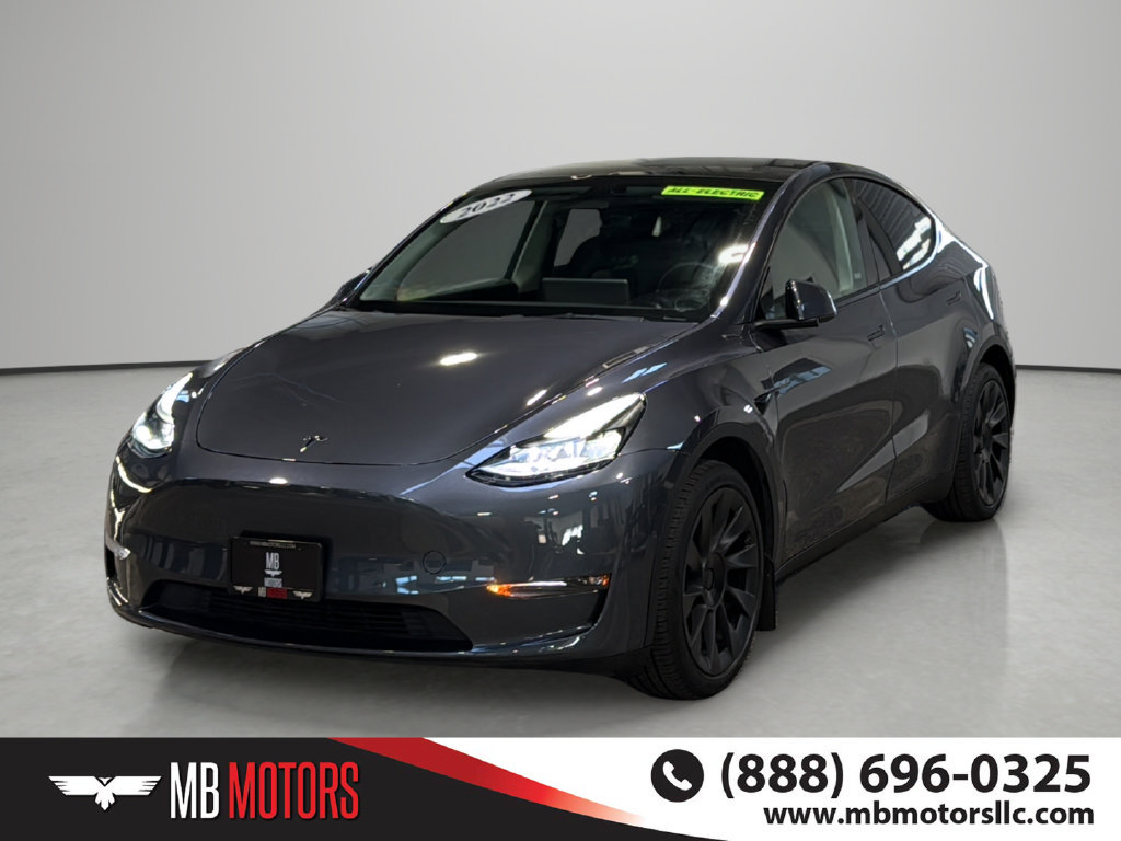 Used 2022 Tesla Model Y Long Range AWD/4WD image 1
