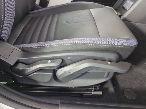 New 2026 MINI Cooper S image 31