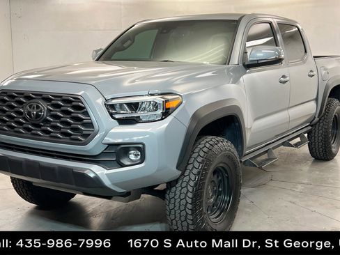 Used 2021 Toyota Tacoma TRD Off-Road w/ Technology Package AWD/4WD image 1