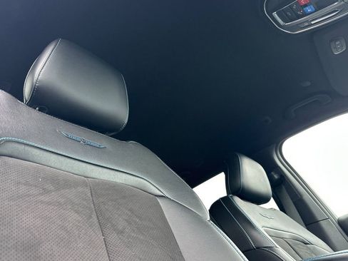 Used 2023 Jeep Grand Cherokee Trailhawk w/ Advanced Protech Group II image 16