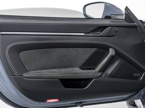 Used 2024 Porsche 911 GT3 image 9