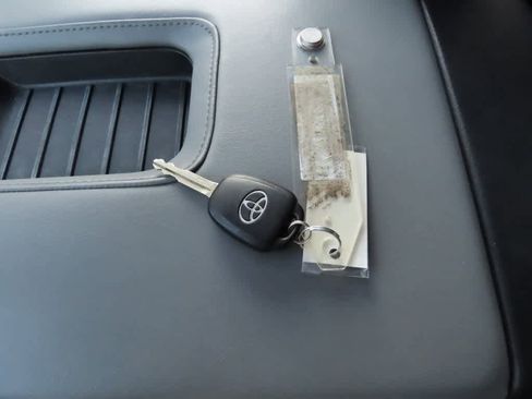 Used 2019 Toyota Tundra Limited image 31