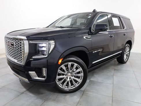 Used 2023 GMC Yukon Denali image 3