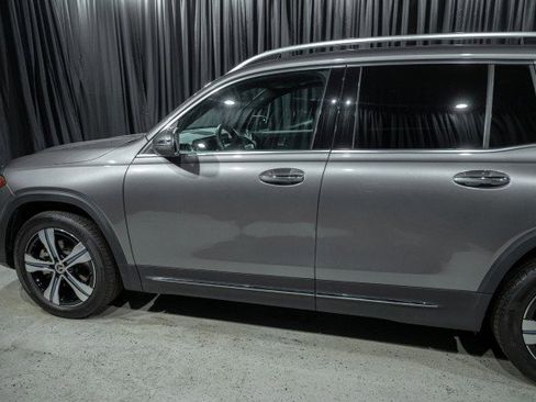 Certified 2023 Mercedes-Benz EQB 350 4MATIC SUV w/ Exclusive Package image 5