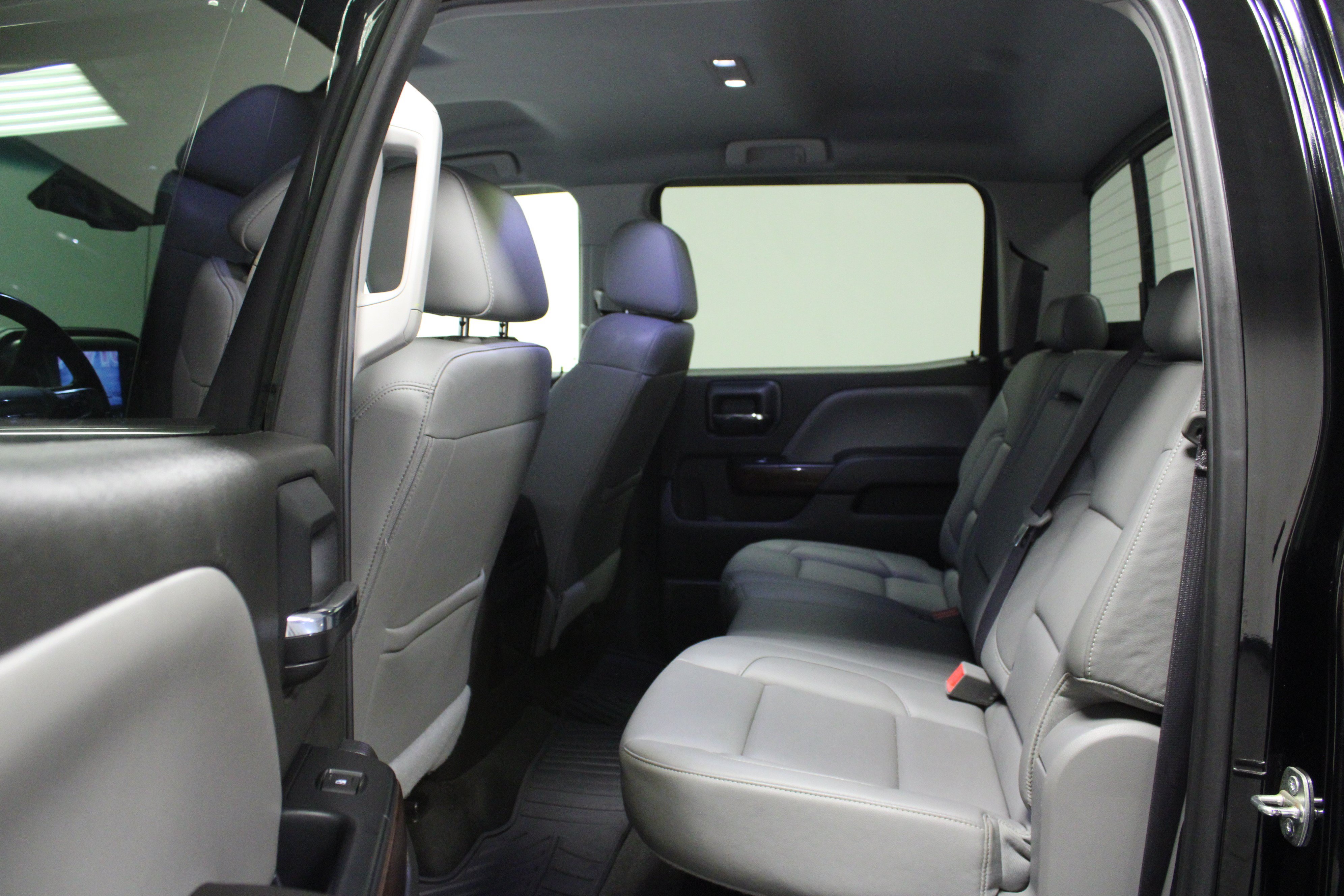 Used 2017 GMC Sierra 1500 SLT w/ SLT Premium Package AWD/4WD image 13