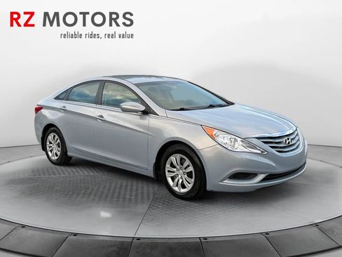 Used 2012 Hyundai Sonata GLS FWD image 2