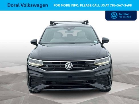 Used 2023 Volkswagen Tiguan SE R-Line image 3