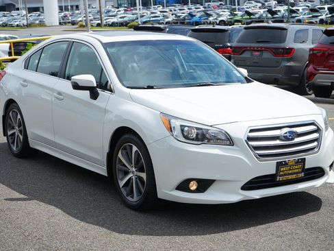 Used 2016 Subaru Legacy 2.5i Limited AWD/4WD image 7