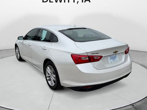 Used 2016 Chevrolet Malibu LT FWD image 3