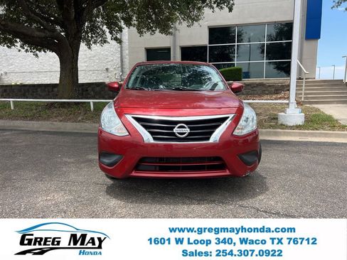 Used 2017 Nissan Versa SV FWD image 2