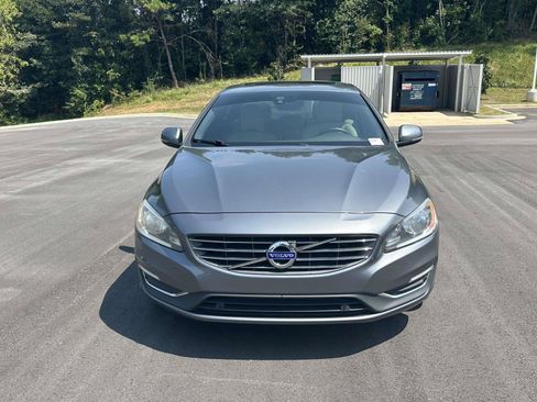 Used 2016 Volvo S60 T5 Premier FWD image 2