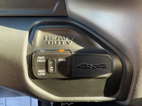 Certified 2023 RAM 3500 Big Horn AWD/4WD image 22