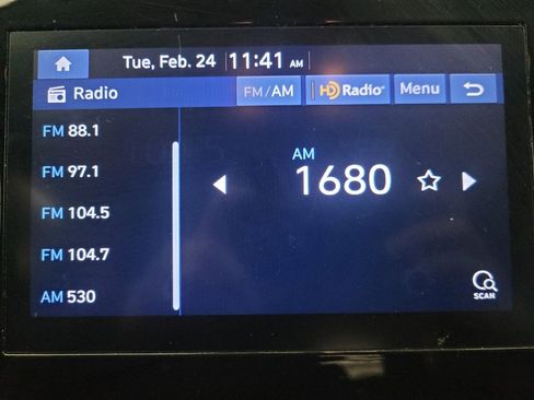 Used 2022 Hyundai Tucson SE image 25