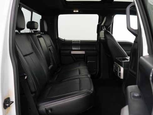 Used 2019 Ford F150 Lariat w/ Equipment Group 502A Luxury AWD/4WD image 12
