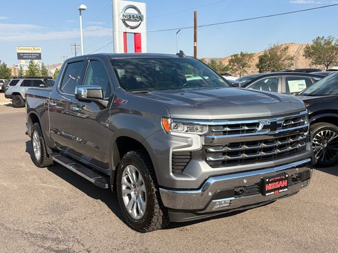 Used 2023 Chevrolet Silverado 1500 LTZ w/ LTZ Convenience Package II AWD/4WD image 7
