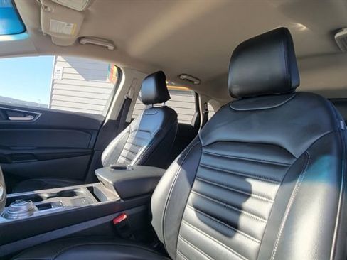 Used 2024 Ford Edge SEL image 20