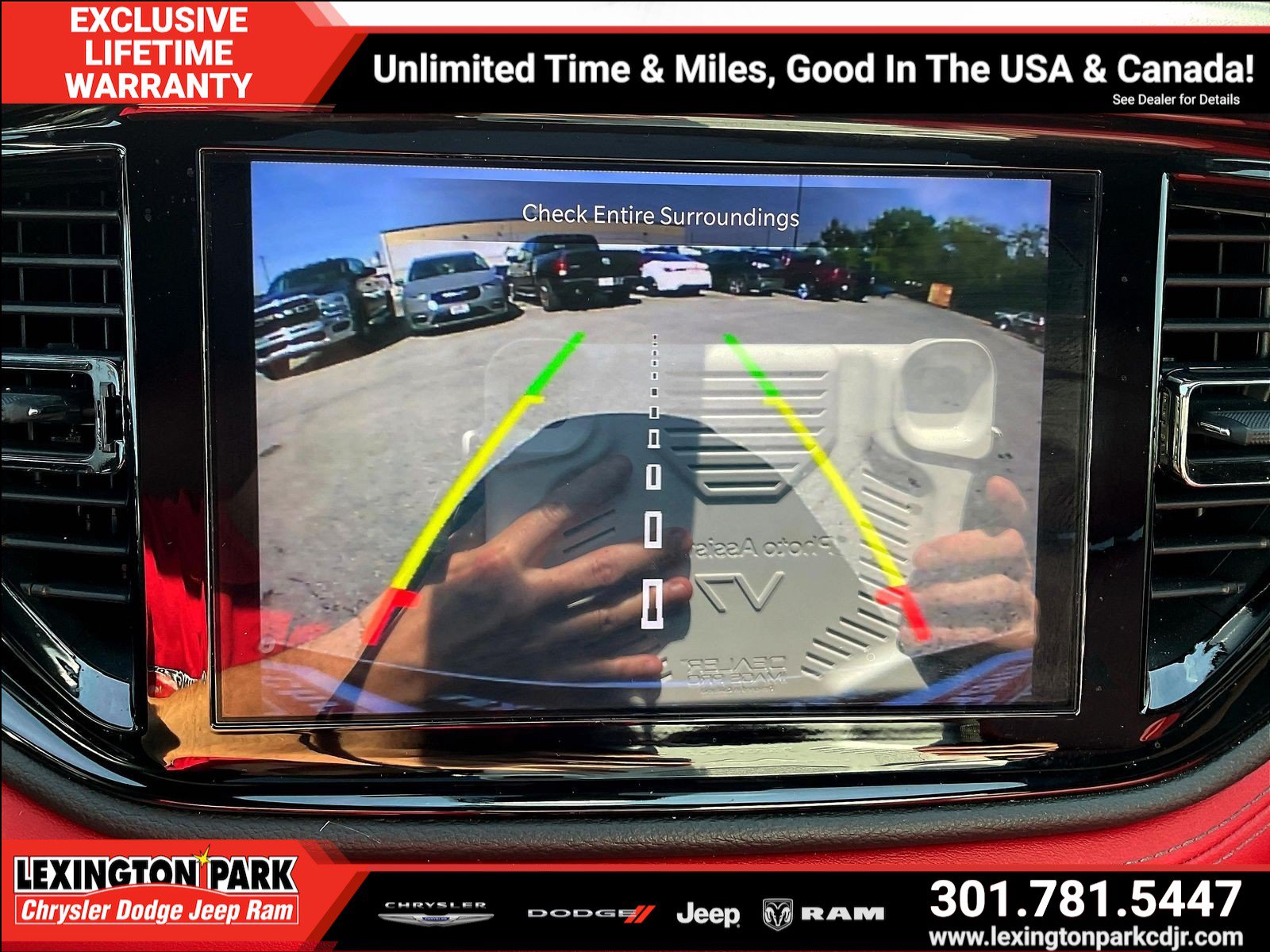Used 2022 Dodge Durango R/T w/ Blacktop Package AWD/4WD image 14