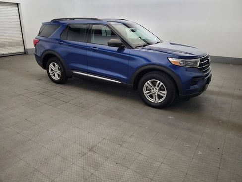 Used 2020 Ford Explorer XLT w/ Comfort Package AWD/4WD image 11