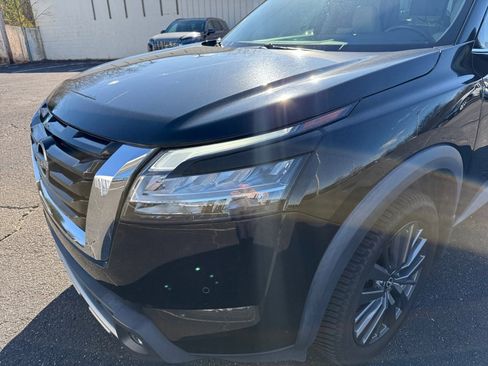 Used 2022 Nissan Pathfinder SL w/ SL Premium Package image 27