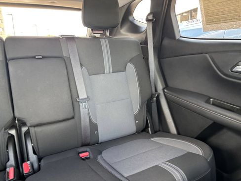 Used 2026 Chevrolet Blazer LT FWD image 33