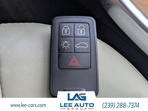 Used 2017 Volvo XC60 T5 Inscription w/ Advanced Package image 29