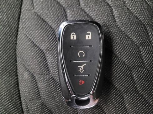 Used 2020 Chevrolet Equinox LT FWD image 32