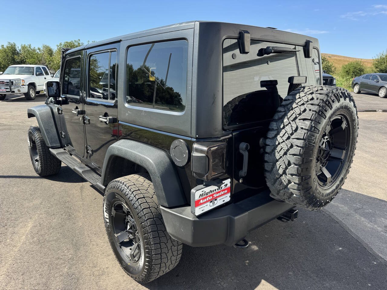 Used 2013 Jeep Wrangler Unlimited Sport AWD/4WD image 3