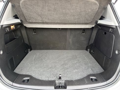 Used 2019 Chevrolet Trax LT w/ LT Convenience Package image 35