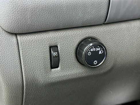 Used 2019 GMC Canyon 2WD Crew Cab w/ Convenience Package image 15