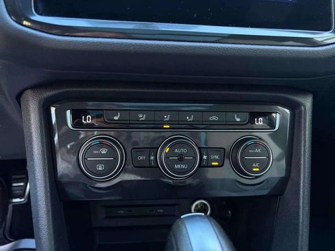 Used 2021 Volkswagen Tiguan SE R-Line w/ 3rd Row Seat Package image 26