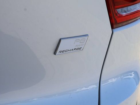 Used 2021 Volvo XC40 P8 Recharge w/ Advanced Package AWD/4WD image 10
