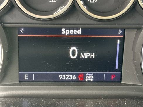 Used 2019 Chevrolet Silverado 1500 LT Trail Boss image 23