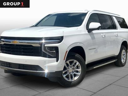 New 2025 Chevrolet Suburban LS