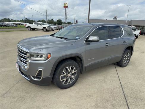 Used 2021 GMC Acadia SLE FWD image 1