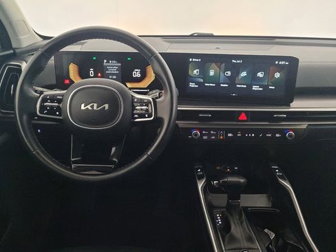 Used 2024 Kia Sorento S FWD image 22