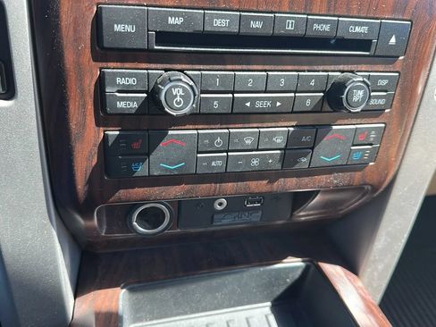 Used 2012 Ford F150 Lariat w/ Lariat Chrome Pkg AWD/4WD image 17