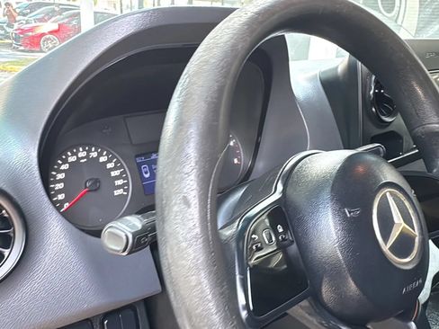 Used 2019 Mercedes-Benz Sprinter 170 image 17