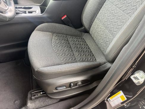 Used 2024 Chevrolet Equinox LT FWD image 7