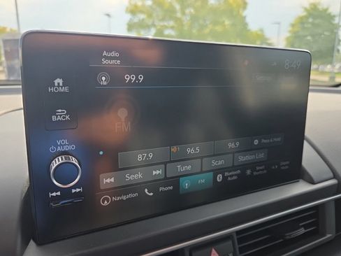 Used 2024 Honda Pilot Elite image 43