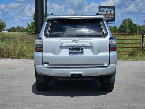 Used 2024 Toyota 4Runner SR5 Premium image 6