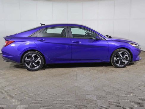 Used 2023 Hyundai Elantra SEL w/ Convenience Package FWD image 14