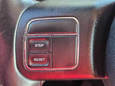 Used 2016 Jeep Wrangler Sahara w/ Dual Top Group AWD/4WD image 19