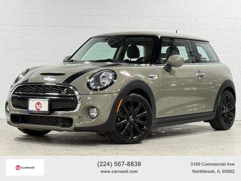 Used 2019 MINI Cooper S w/ Signature Upholstery Package image 1