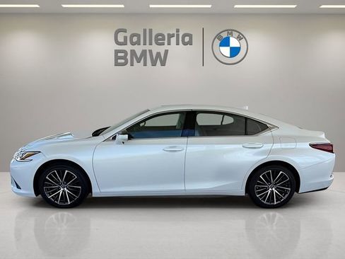 Used 2024 Lexus ES 350 w/ Premium Package image 13